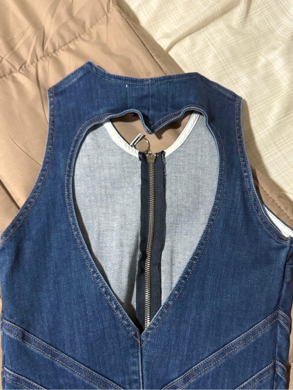 NWT Revice Hollywood Heartthrob Jumpsuit - Picture 3 of 9